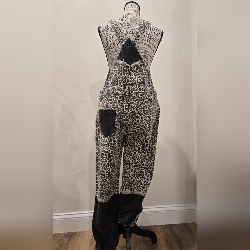 POL Black and White Leopard Print Women's Overalls NWT - Picture 3 of 6
